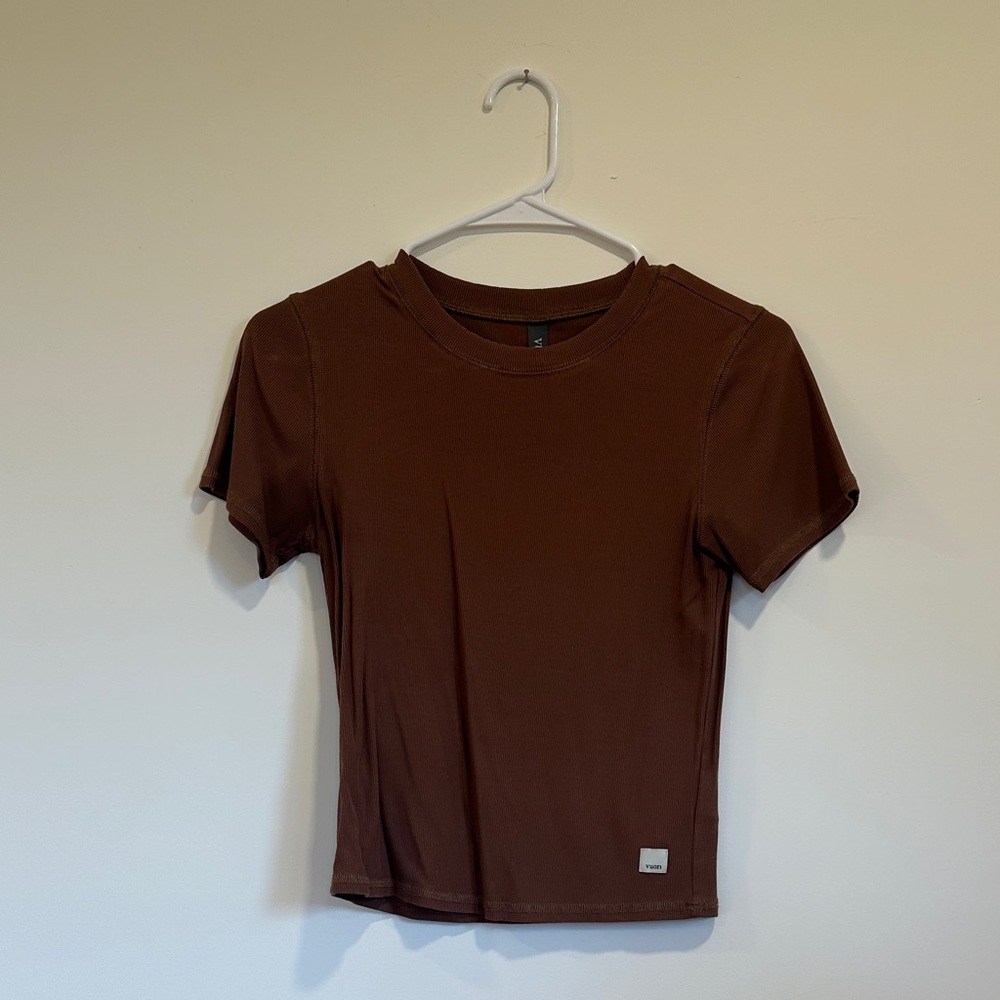 Vuori Pose Tee - Rust